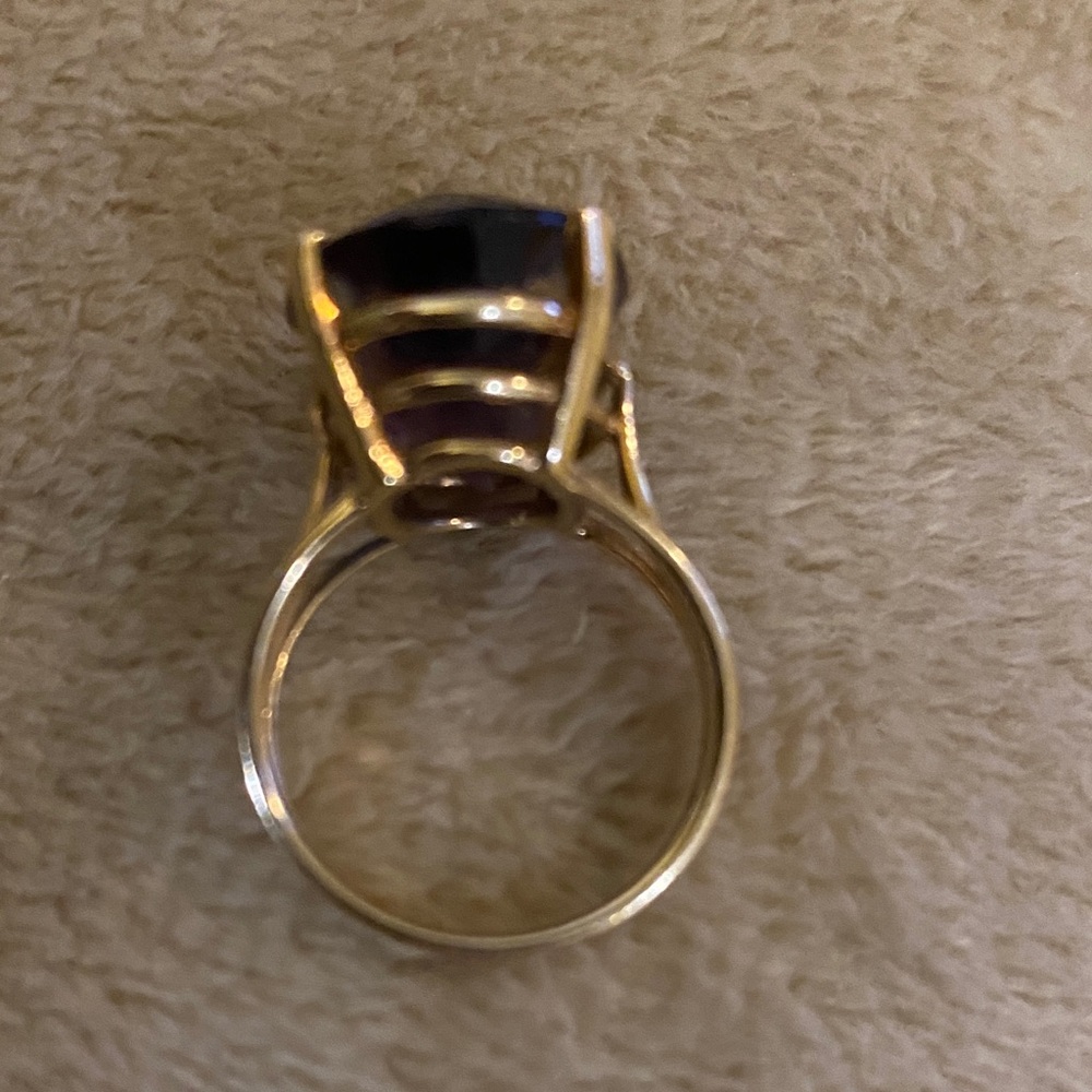 18K Antique Amethyst cocktail ring in 10k Gold - Picture 5 of 8